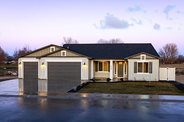 Alpine front elevation by Bear Homes