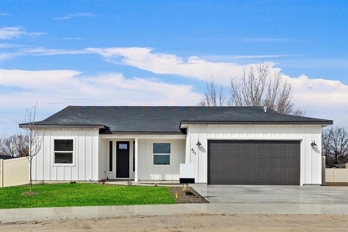 The Alpine floor plan by Bear Homes, front elevation